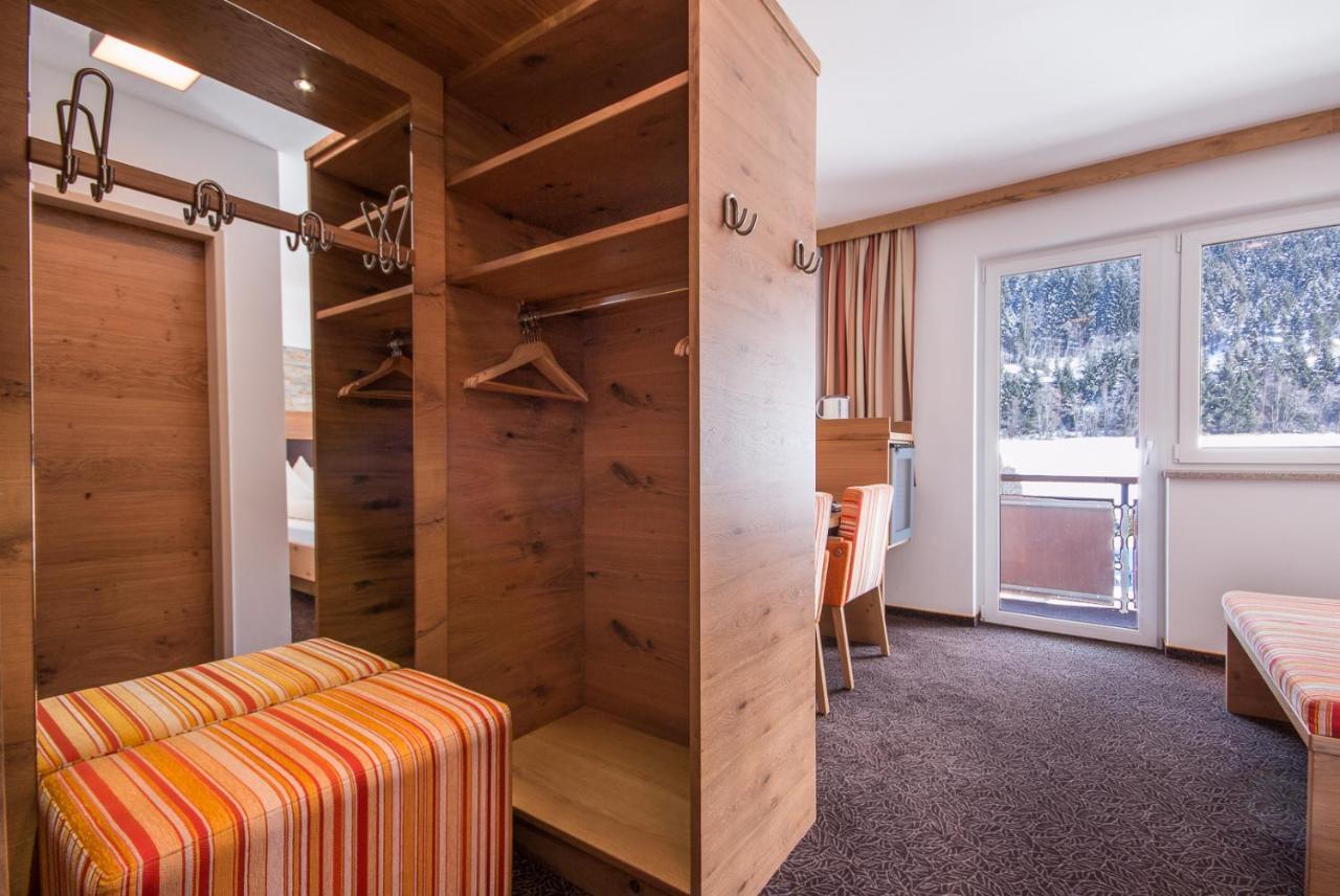 Hotel Alpenwelt Superior Flachau Exterior photo