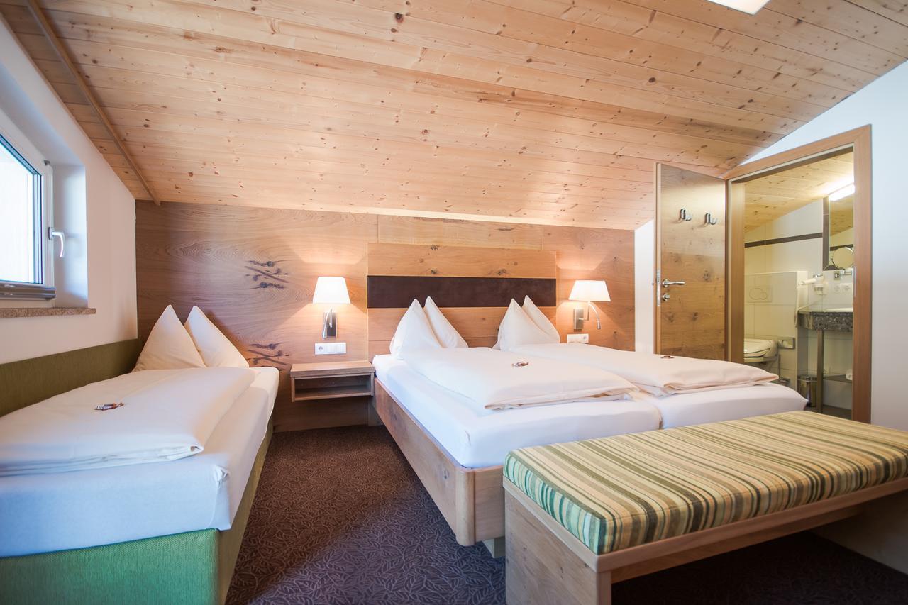 Hotel Alpenwelt Superior Flachau Exterior photo